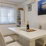 Premantura Iii Appartamento