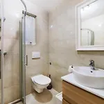 Apartment Premantura III